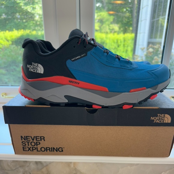 NWB Northface Men’s Vectiv Exploris Futurelight shoes size 11.5 brand new w/box - Picture 1 of 13